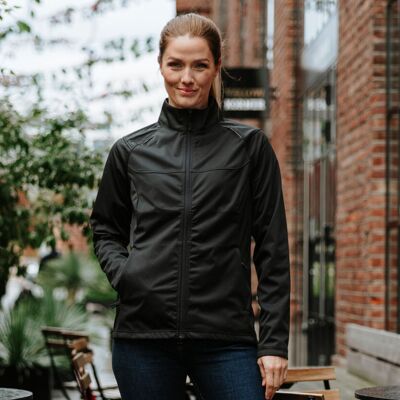 Women's Greenwich lightweight softshell Thumbnail